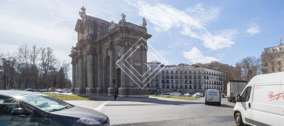 214m² Office in Madrid, Spain No. 29326 14