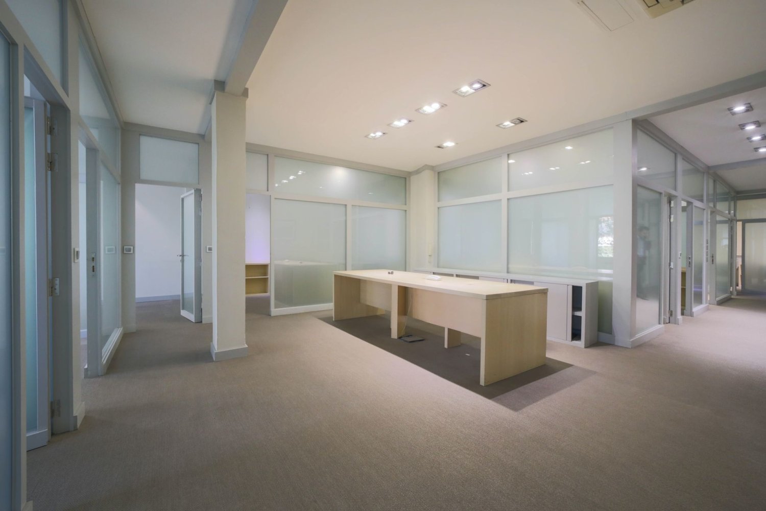 214m² Office in Madrid, Spain No. 29326