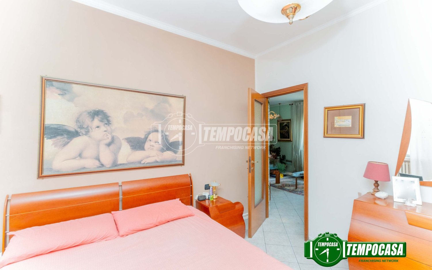 3غرفة شقة في Milan, Italy رقم 258139