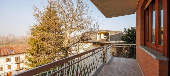 8غرفة شقة في Moncalieri, Italy رقم 97940 8