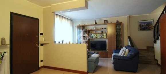 Villa de 4 divisões em Rescaldina, Italy N.º 2127 24