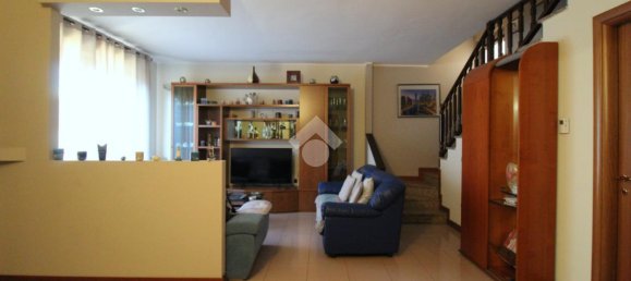 Villa de 4 divisões em Rescaldina, Italy N.º 2127 25