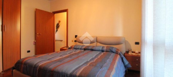 Villa de 4 divisões em Rescaldina, Italy N.º 2127 33