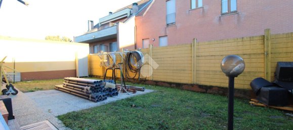 Villa de 4 divisões em Rescaldina, Italy N.º 2127 11