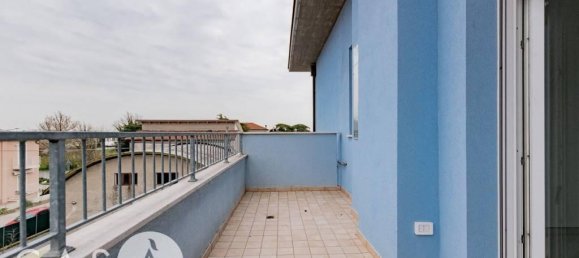 3 rooms Apartment in Ravenna, Italy No. 174282 15