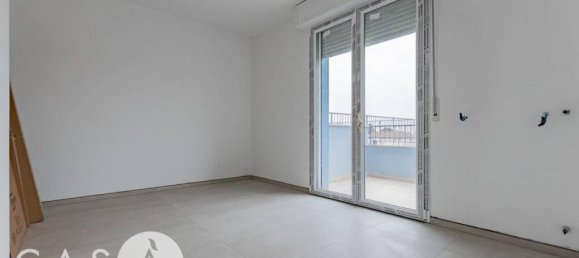 3 rooms Apartment in Ravenna, Italy No. 174282 6