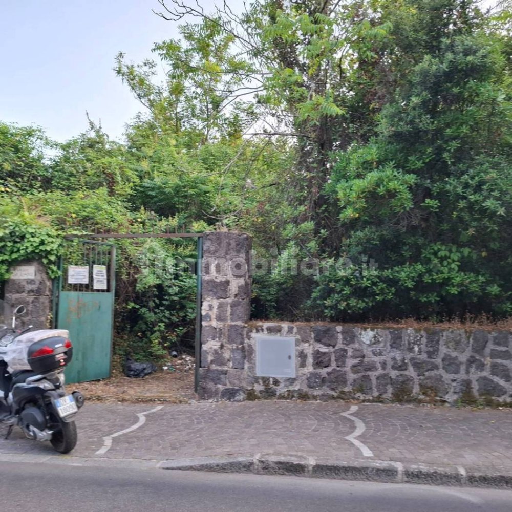 Земельный участок 2800м² в Искья, Италия № 325181