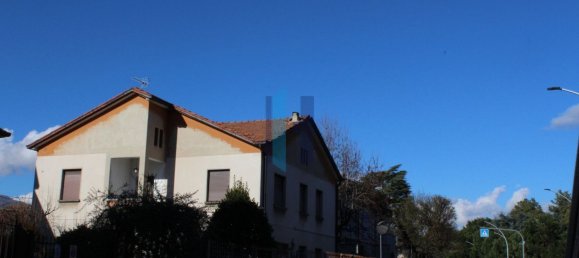 Villa de 3 habitaciónes en Mozzo, Italy No. 188115 3