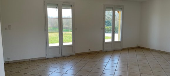 Casa de 3 dormitorios en Saint-Martin-en-Bresse, France No. 201684 5