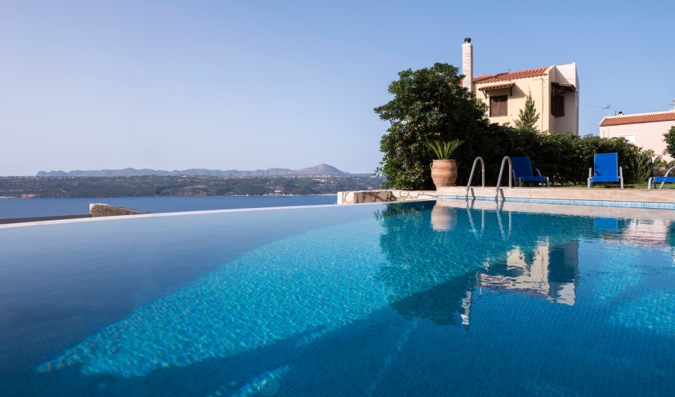 4 bedrooms House in Chania, Greece No. 227