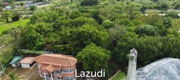  Commercial property in Cha-am, Thailand No. 16432 5