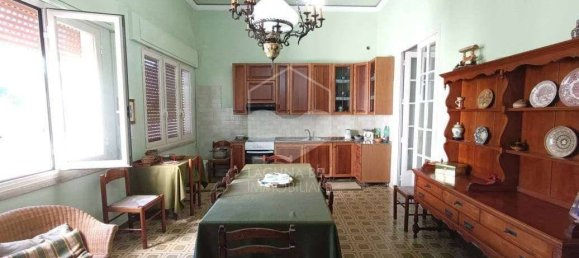 4 bedrooms House in Marsala, Italy No. 84294 8