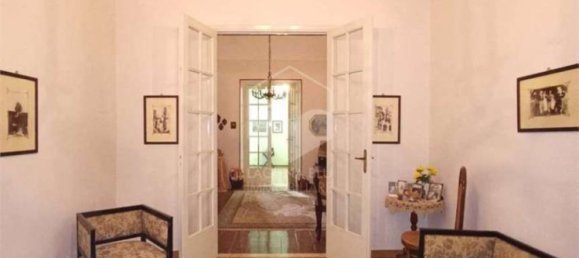 4 bedrooms House in Marsala, Italy No. 84294 5