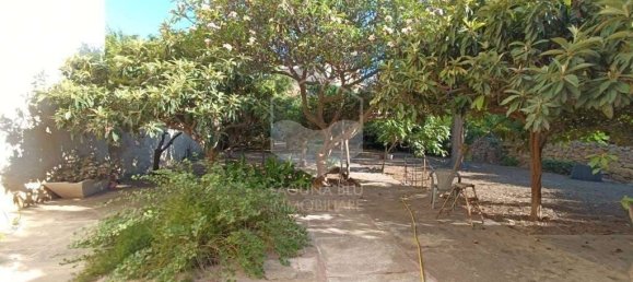 4 bedrooms House in Marsala, Italy No. 84294 10