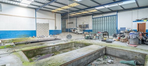 300m² Warehouse in Vinha da Rainha, Portugal No. 66050 12