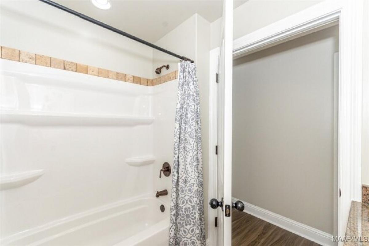 3 Schlafzimmer Haus in Eclectic, USA, Nr. 422593