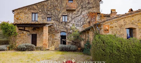 Вилла с 19 спальнями в Кастеллина ин Кьянти, Италия № 126771 30