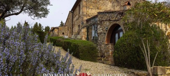 Вилла с 19 спальнями в Кастеллина ин Кьянти, Италия № 126771 32