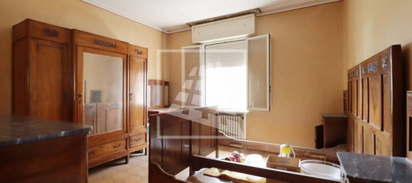 9 bedrooms House in Reggio Emilia, Italy No. 327186 19