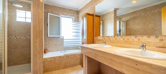 5 Schlafzimmer Villa in Llucmajor, Spain, Nr. 187069 26