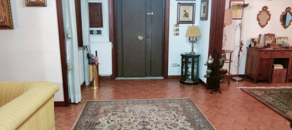 6 rooms Apartment in Nola, Italy No. 92428 3