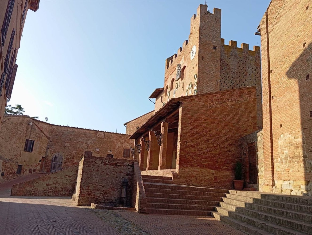 4غرفة شقة في Certaldo, Italy رقم 289692