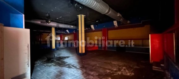 689m² Warehouse in Iseo, Italy No. 379393 9