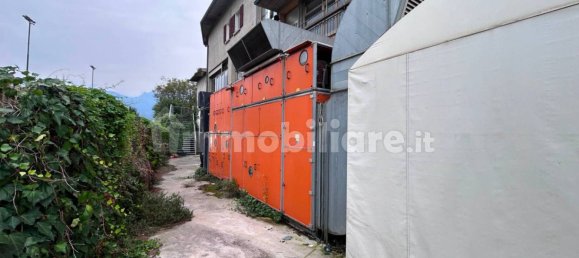 689m² Warehouse in Iseo, Italy No. 379393 6