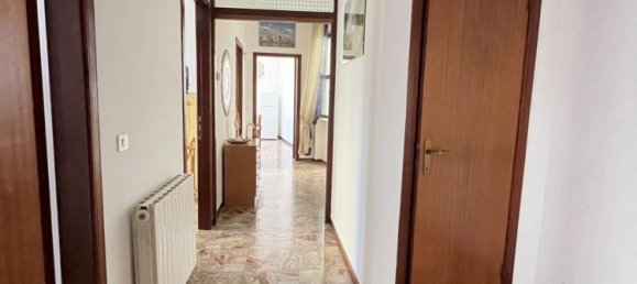 Apartamento de 5 divisões em Mondolfo, Italy N.º 127010 6