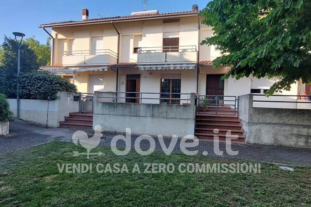 Casa de 3 dormitorios en Pesaro, Italy No. 330305