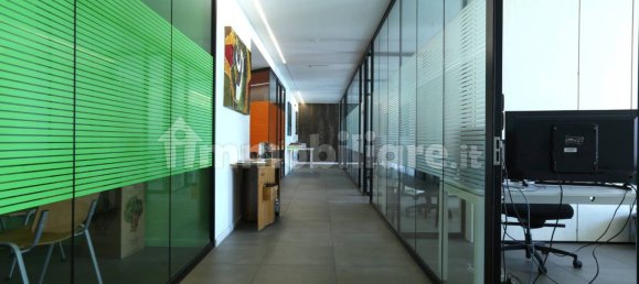  مكتب في Trento, Italy 2700متر مربع رقم 272645 10