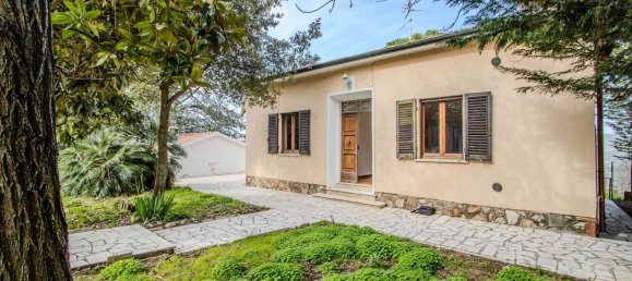 Квартира с 4 комнатами в Масса Мариттима, Италия № 219448 16