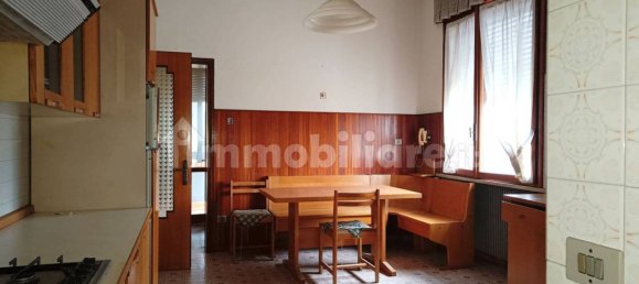 3 bedrooms Villa in Spresiano, Italy No. 129478 3