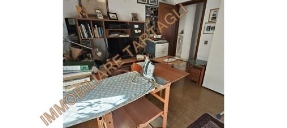 7 rooms Apartment in Florence, Italy No. 32886 16