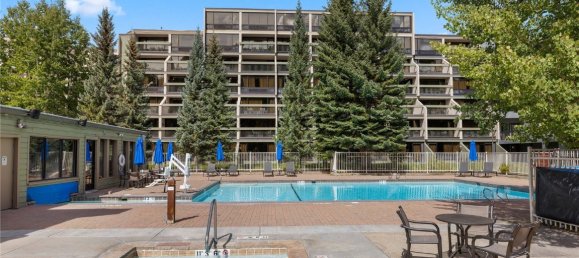 2 bedrooms Cafe / restaurant in Keystone, USA No. 138 24