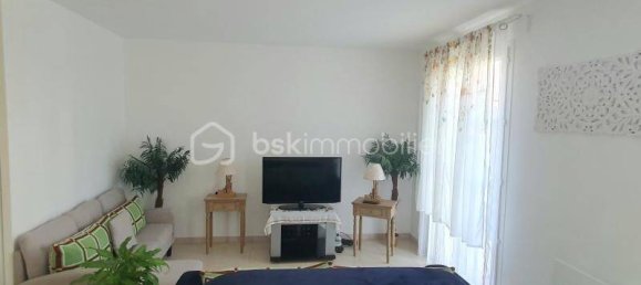 3 bedrooms House in Serris, France No. 324626 5