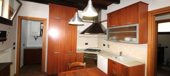 Дом с 3 комнатами в Медичина, Италия № 39654 7