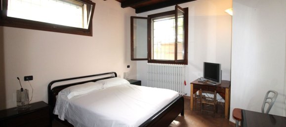 Дом с 3 комнатами в Медичина, Италия № 39654 10