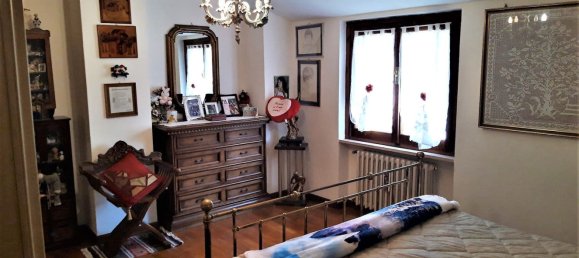 8 rooms House in Perugia, Italy No. 5571 10