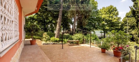 6 rooms Apartment in Rome, Italy No. 198046 6