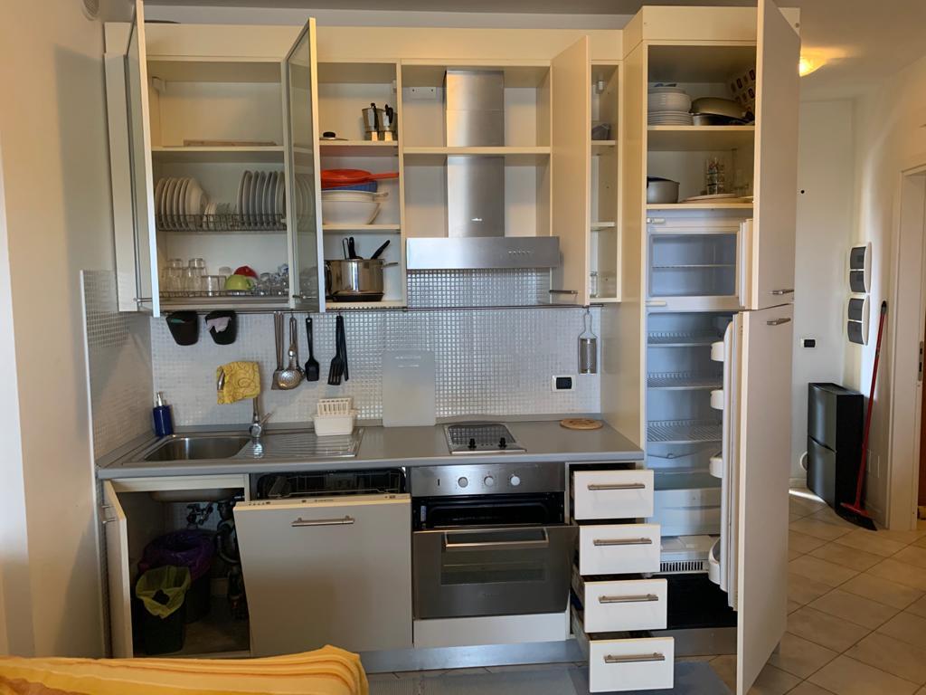 Квартира с 3 комнатами в Сенигаллия, Италия № 165571