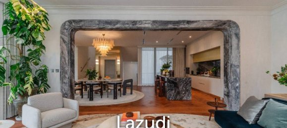 5 bedrooms Villa in Bangkok, Thailand No. 14252 3