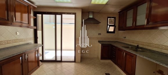 4 chambres Villa à Al Dhafrah, UAE No. 23037 7