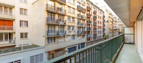 Apartamento de 3 dormitorios en Paris, France No. 150113 3