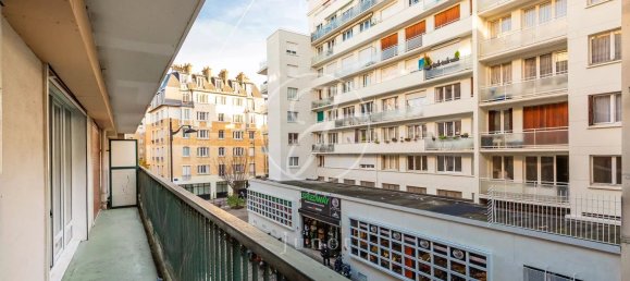 Apartamento de 3 dormitorios en Paris, France No. 150113 11