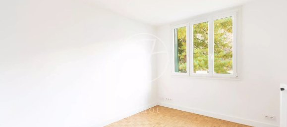 Apartamento de 3 dormitorios en Paris, France No. 150113 8