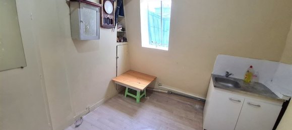 Estudio en Paris, France No. 187241 2