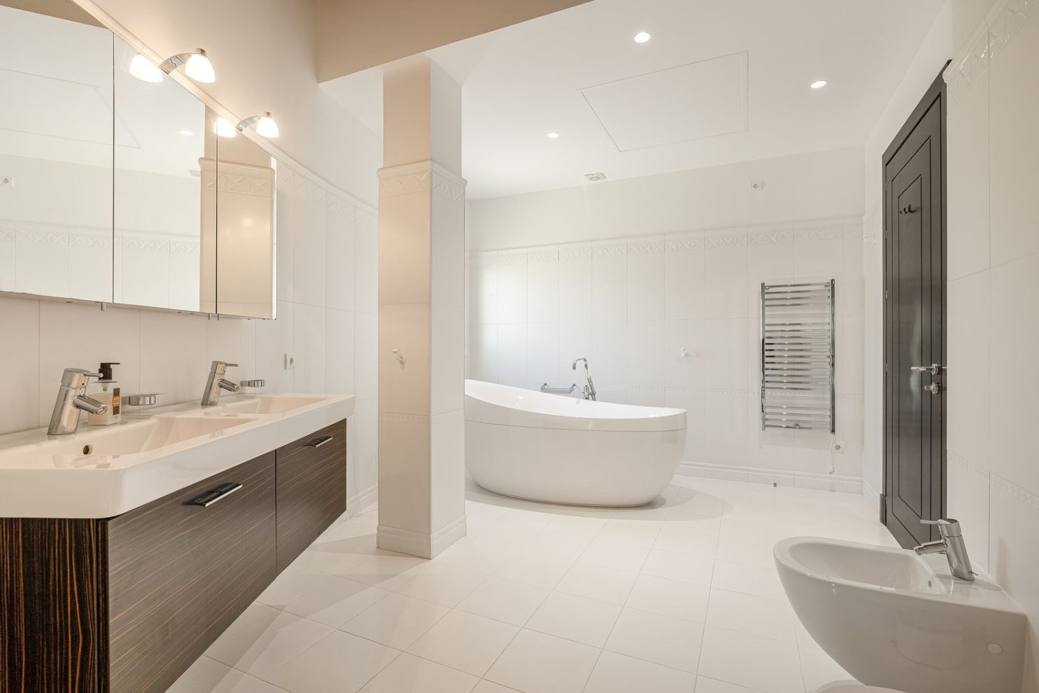 10 Schlafzimmer Villa in Malaga, Spain, Nr. 128023