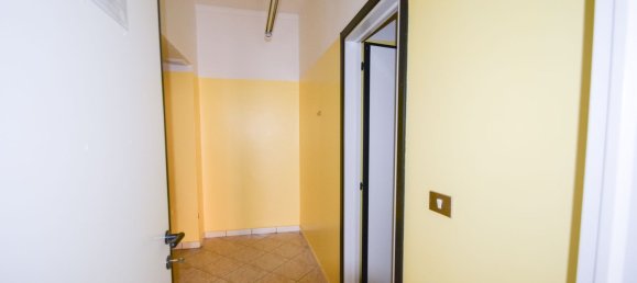 Квартира с 3 комнатами в Римини, Италия № 5756 11