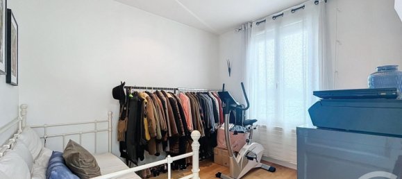 3 bedrooms Villa in Chartres, France No. 51999 17